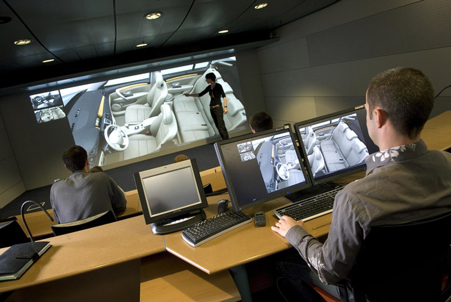 10 lat centrum rozwojowego Renault Technocentre