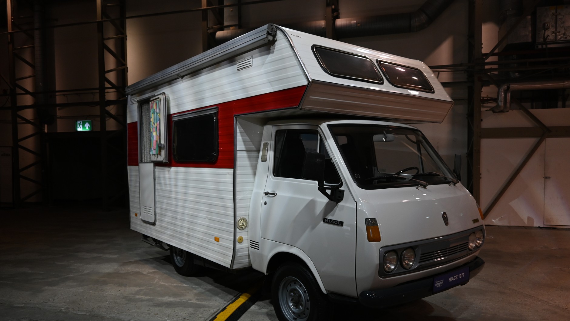 Toyota Hiace z 1977 r.