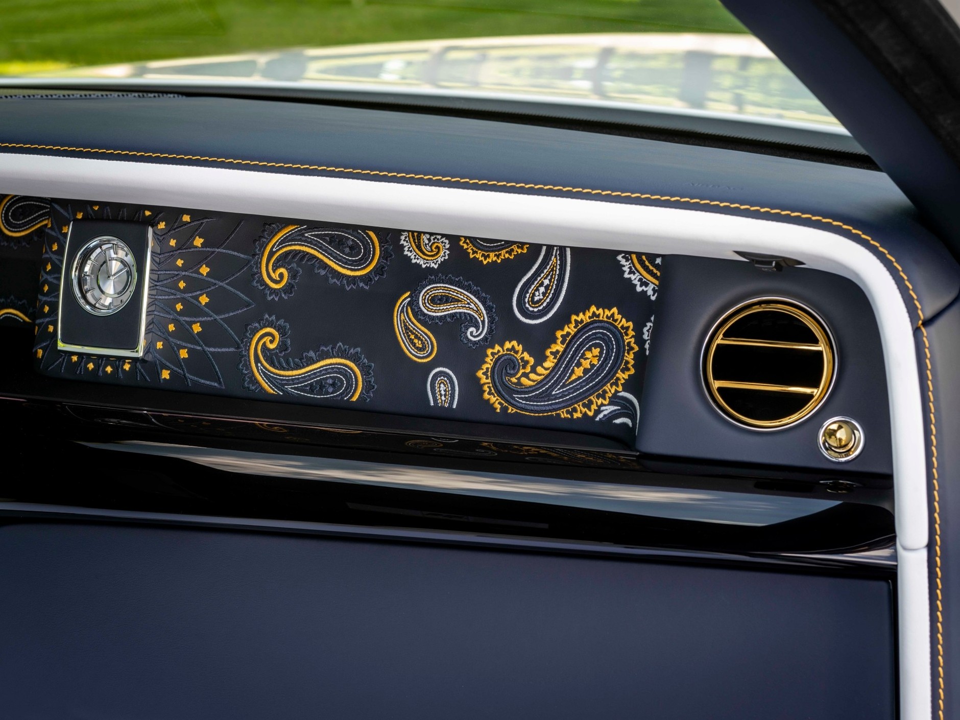 Rolls-Royce Phantom Paisley