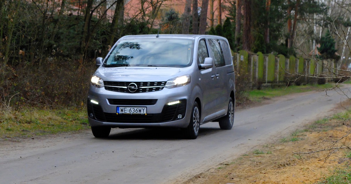Opel Vivaro Furgon Flex 2.0/122 KM