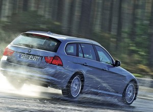 Test opon letnich w rozmiarze 225/45 R 17: sprawdzamy, które są najlepsze na lato
