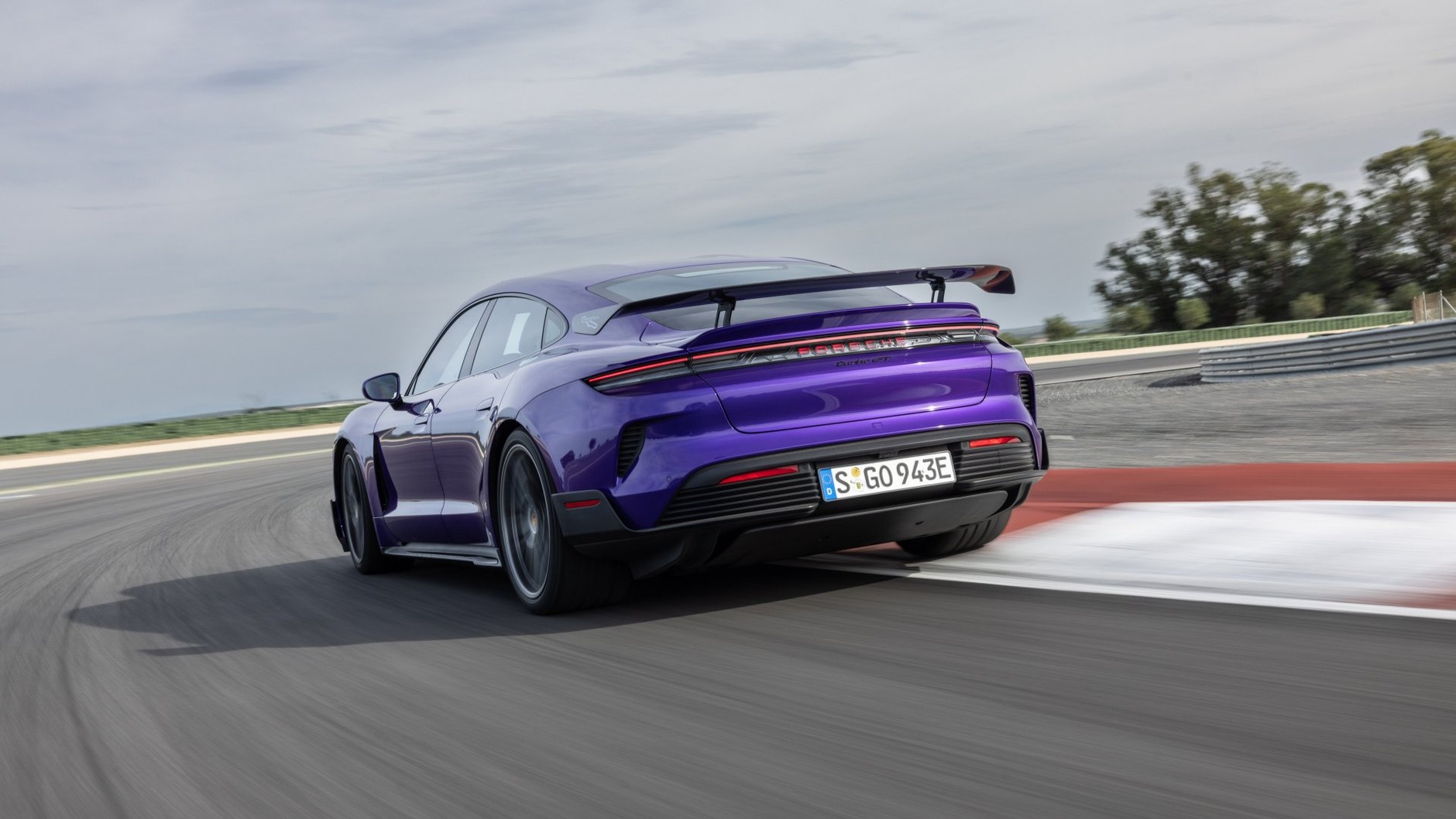 Porsche Taycan Turbo GT z pakietem Weissach