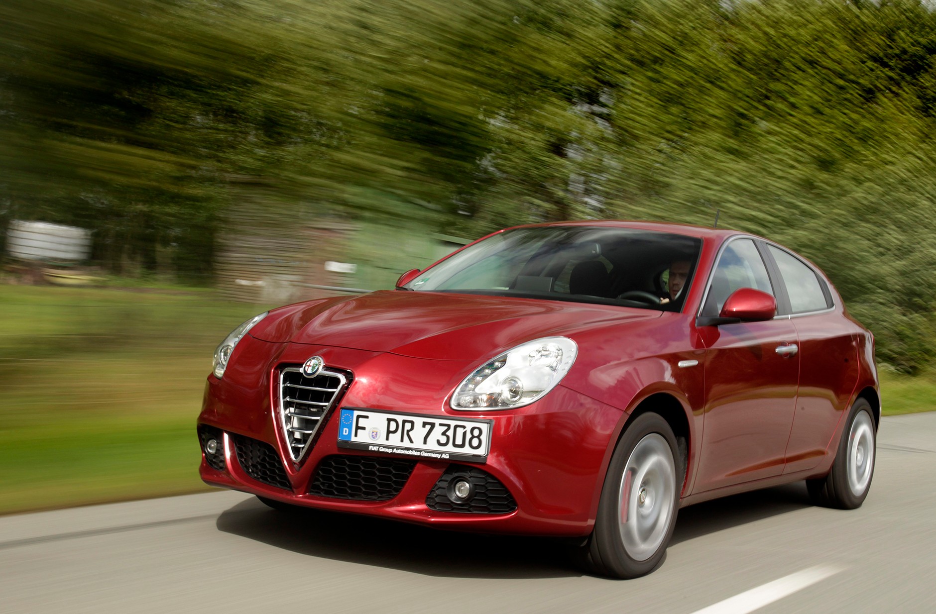 18 - Alfa Romeo Giulietta