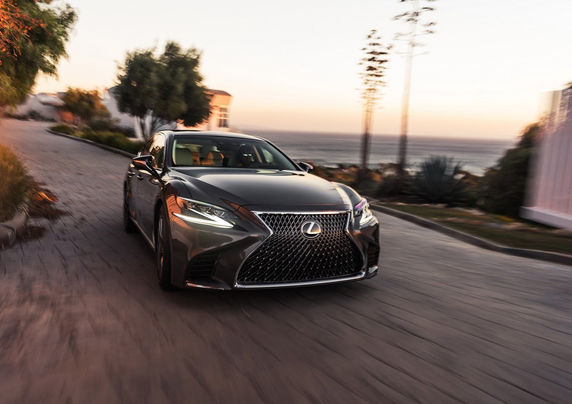 Lexus LS 2017