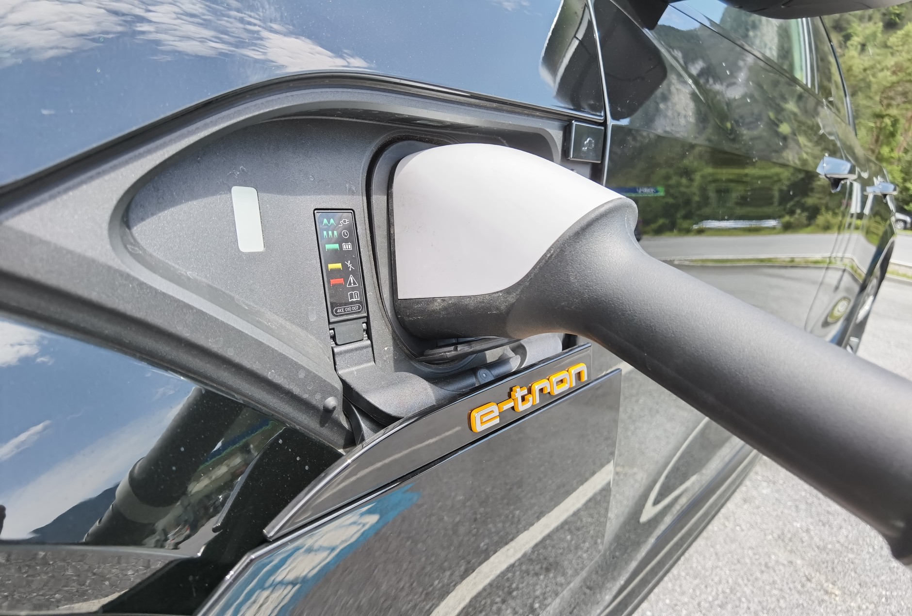 Elektromobilność Alpy Audi e-Tron S Audi e-Tron GT Porsche Taycan