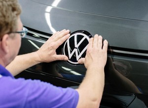 Najwięksi producenci samochodów na świecie - Niemcy wyprzedzają Japończyków