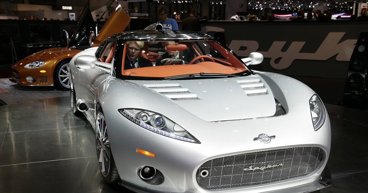 Spyker w salonach Saaba