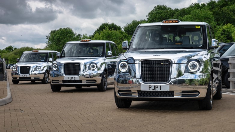 Platynowe taksówki LEVC TX