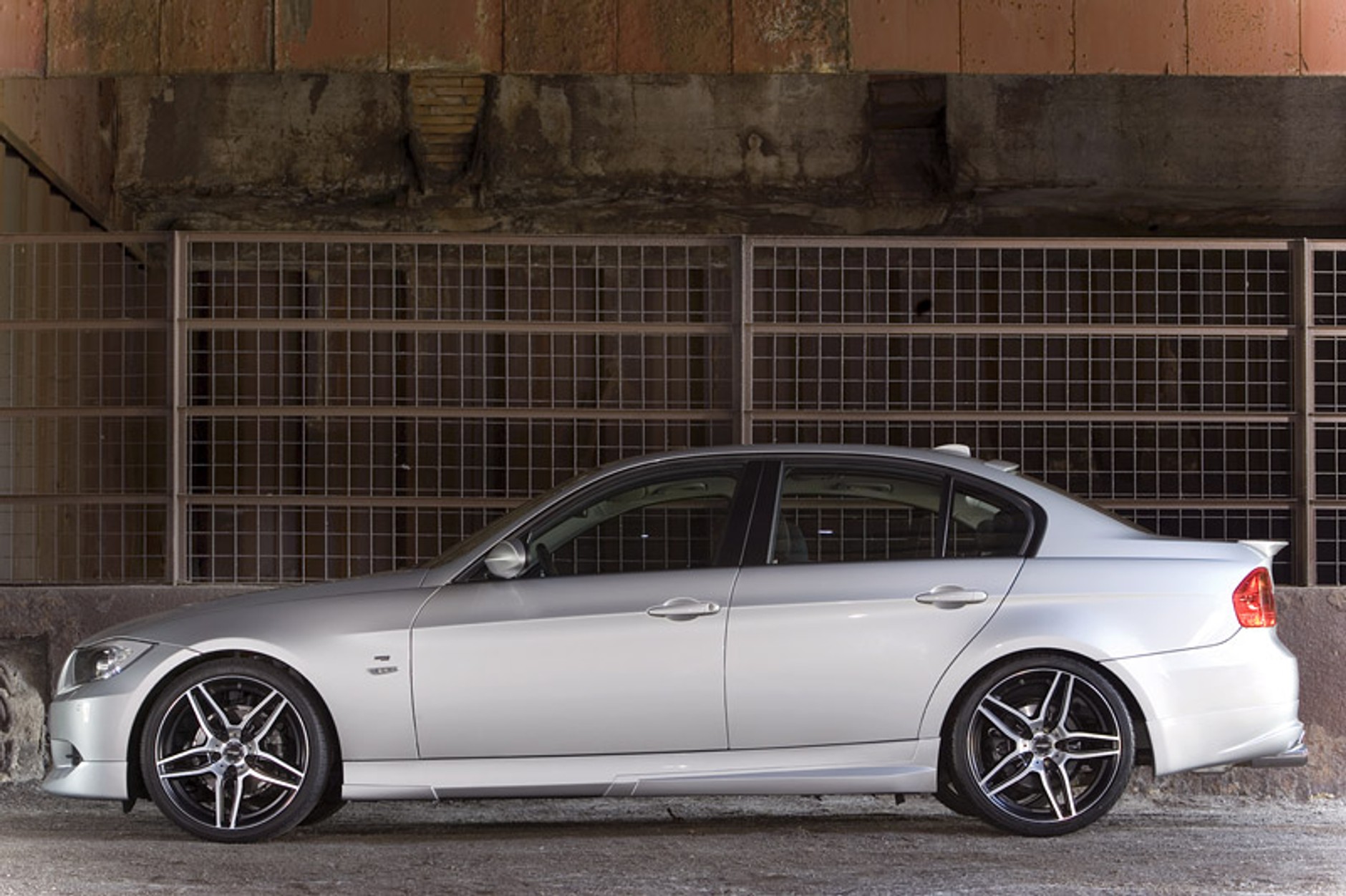 Kelleners BMW 330i: elegancki, ale jakościowy tuning