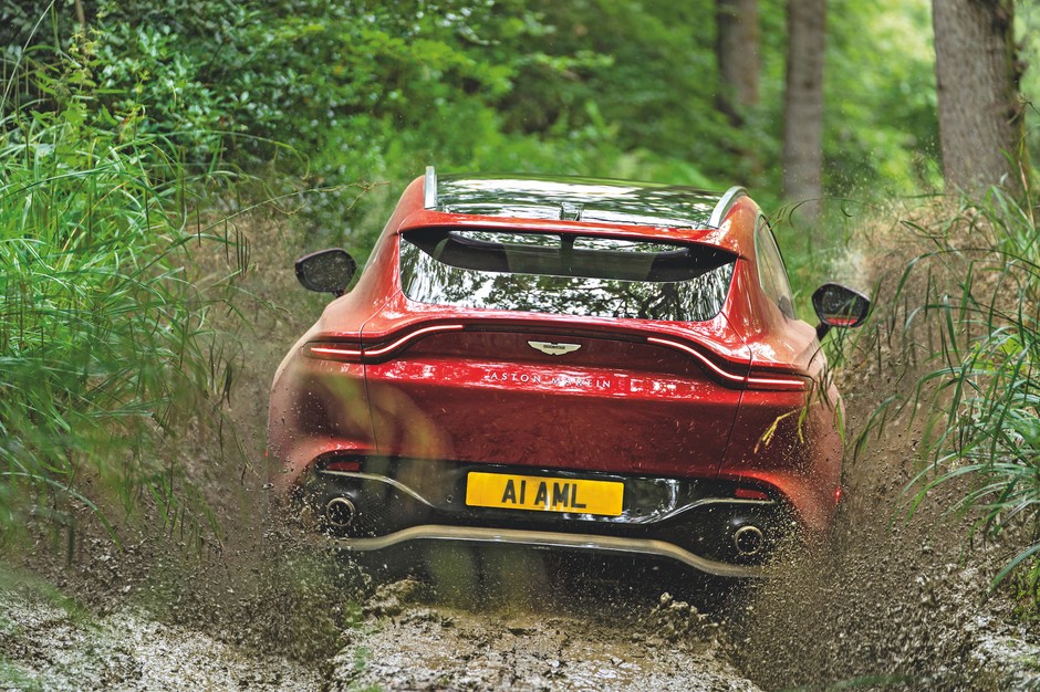 Aston Martin DBX