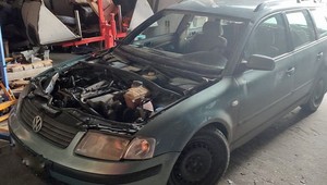 Śmiertelne potrącił pieszego i uciekł. Auto ukrył w garażu, żeby je naprawić