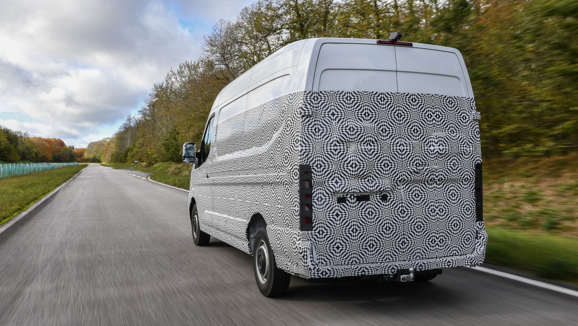 Pierwsza jazda prototypem nowego Renault Master E-Tech