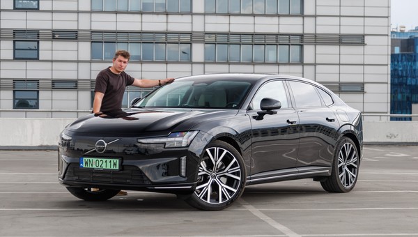 Volvo ES90