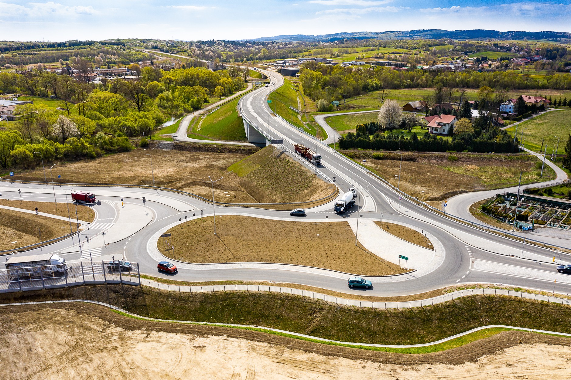 Widok z lotu ptaka na rondo - DK28