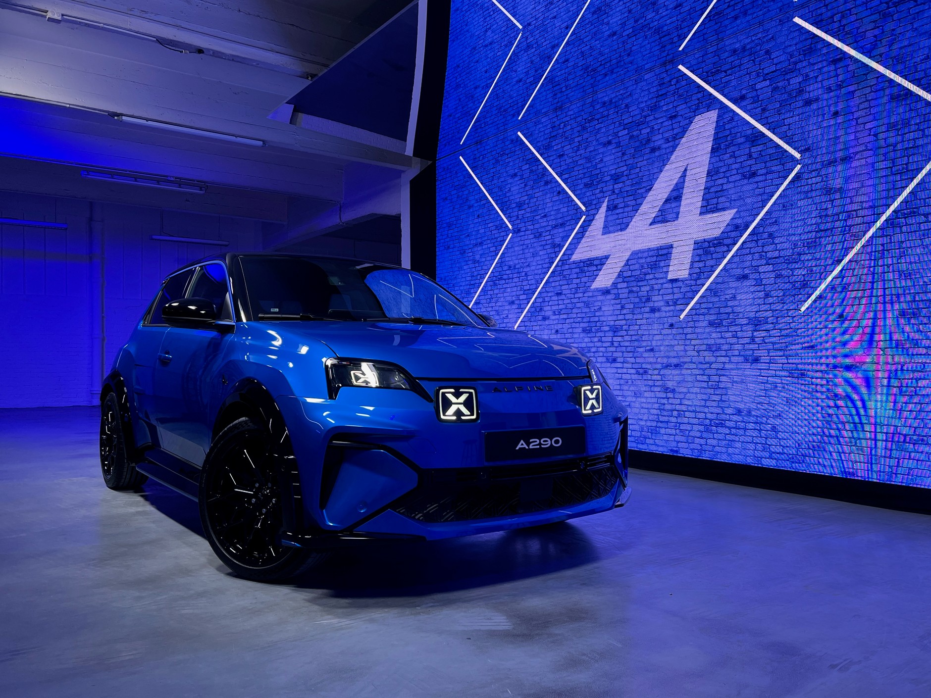Alpine A290