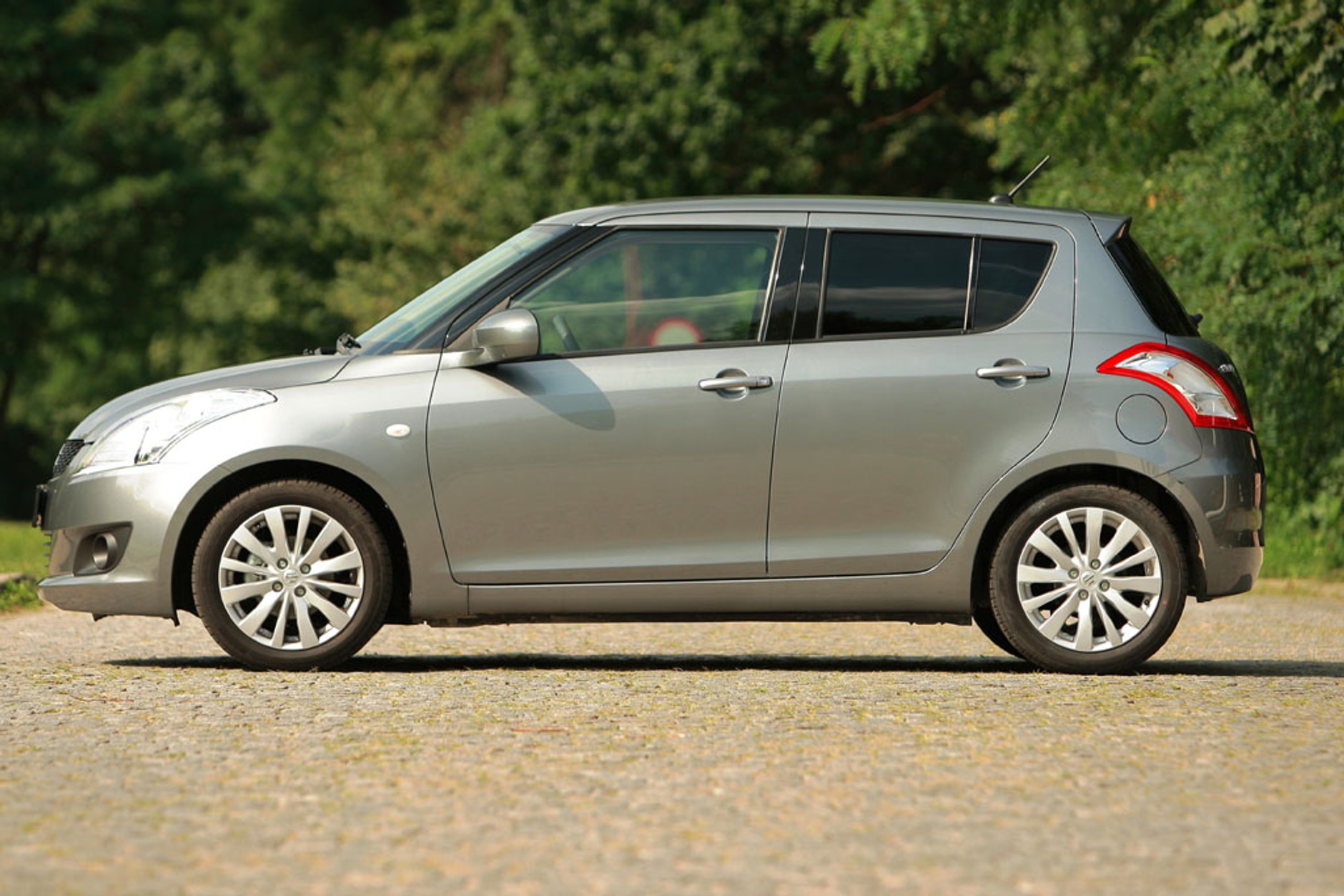 Suzuki Swift 1.2 Premium: Stylistyczne deja vu