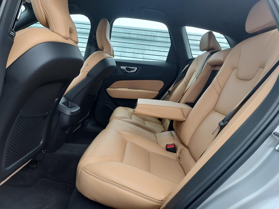 Volvo XC60 B4