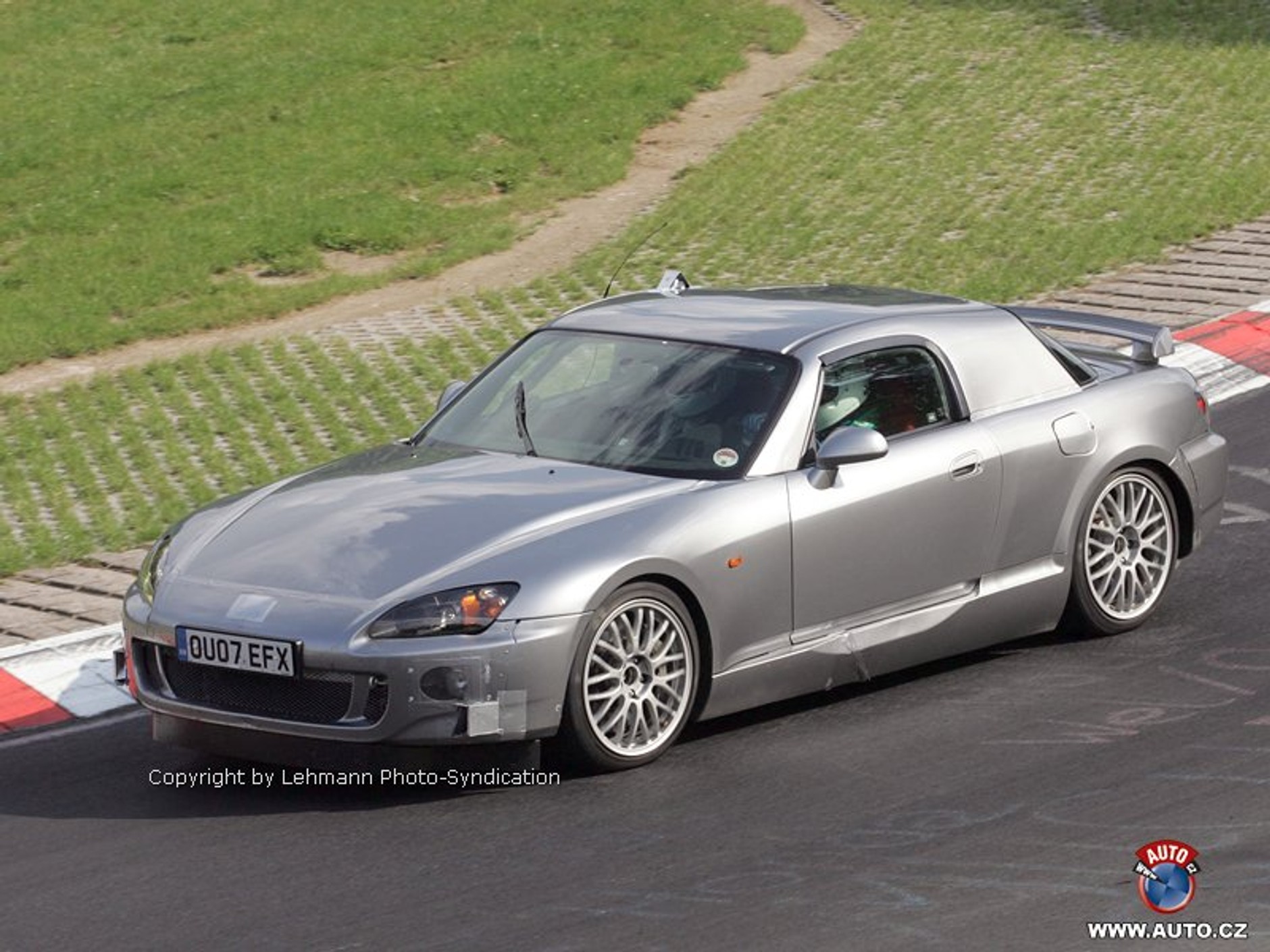 Acura NSX: jeszcze chwila cierpliwości