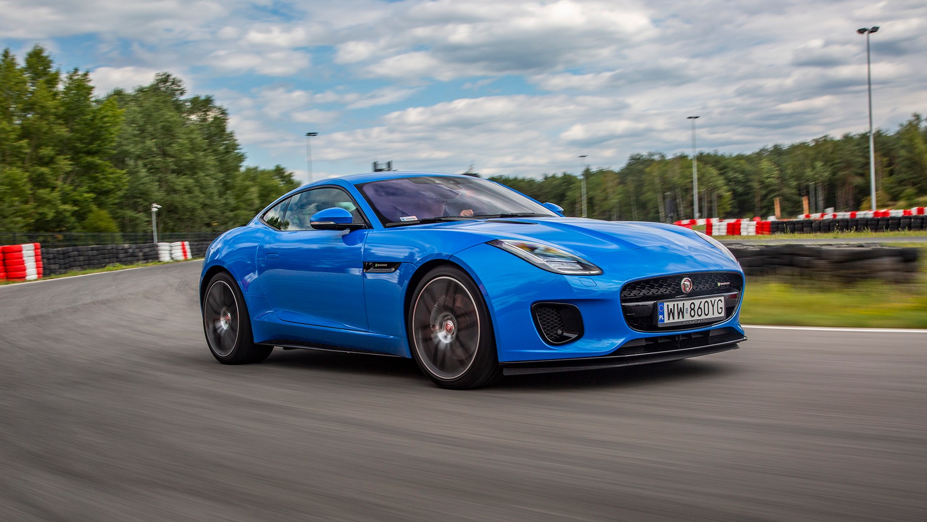 Jaguar F-Type.