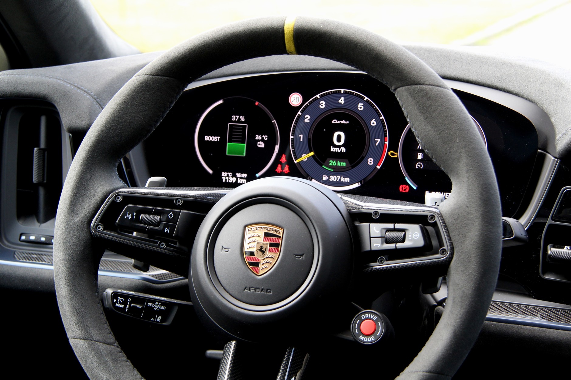 Porsche Cayenne Turbo E-Hybrid Coupe z pakietem GT