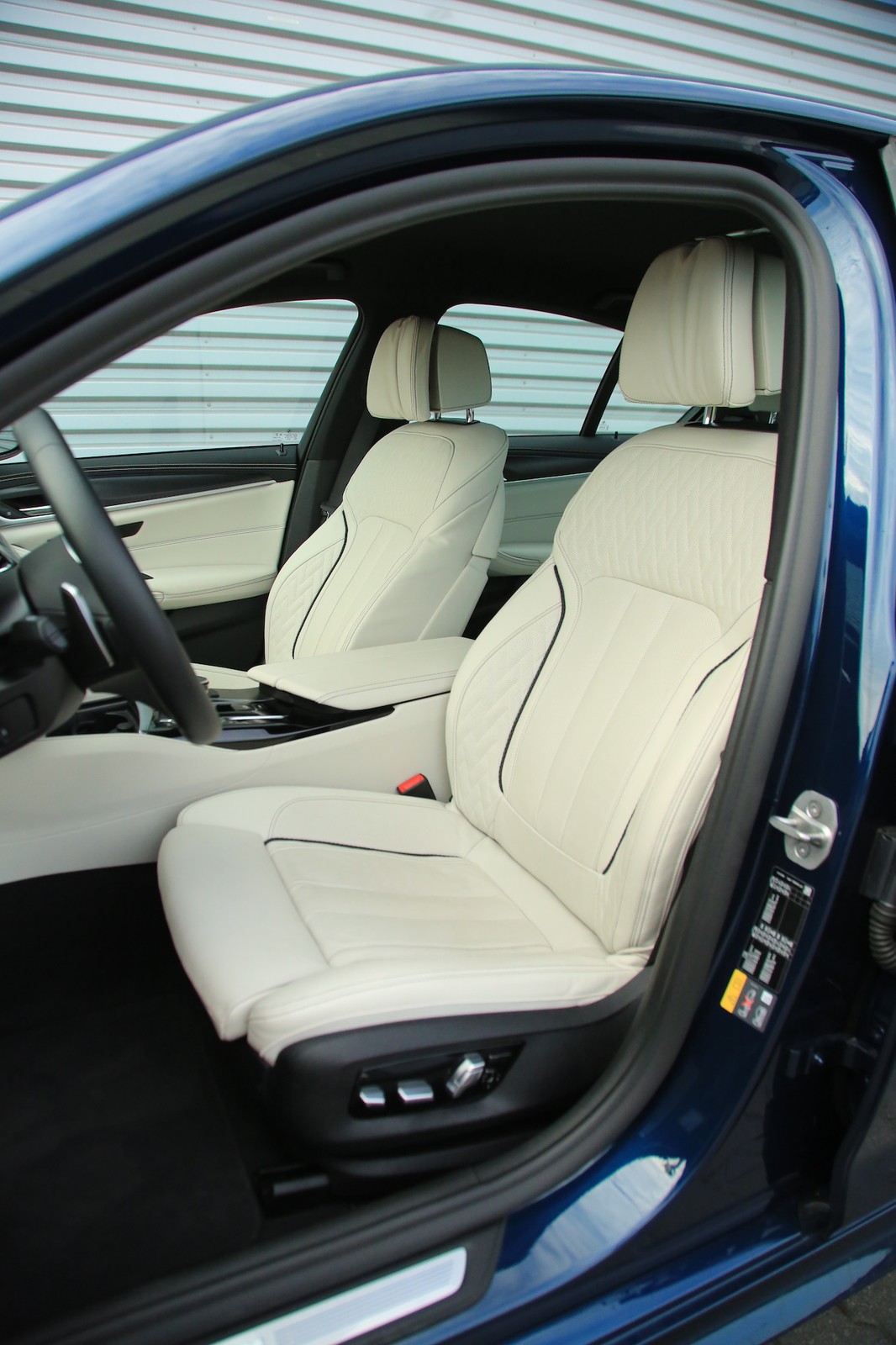 BMW 545e xDrive (2021, G30 LCI)