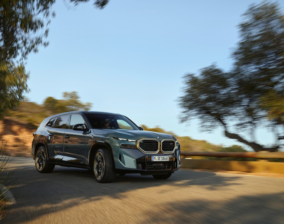 BMW XM (od 2022 r.)