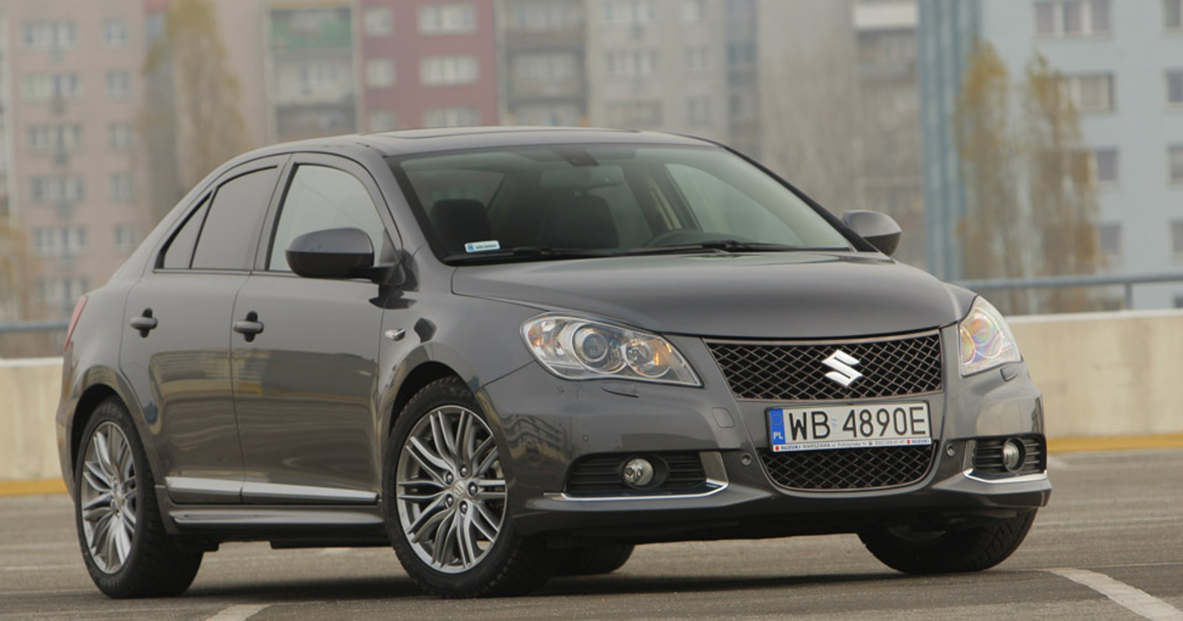 Suzuki Kizashi 2.4 VVT Sport: Sedan z dużymi ambicjami