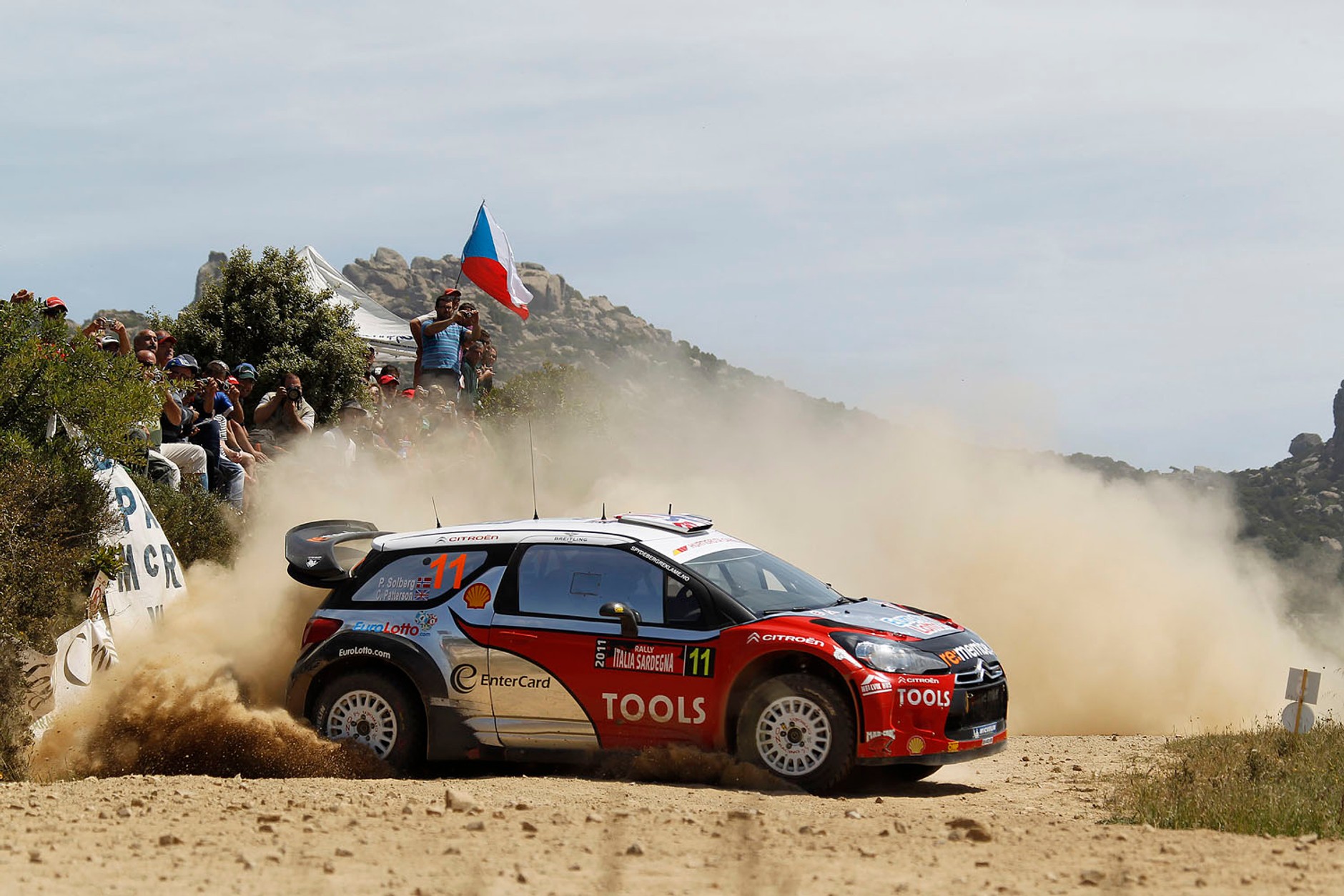 Citroën DS3 WRC niepokonany na szutrach