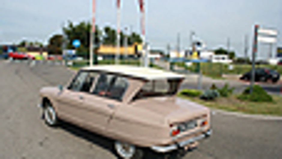 Citroen Ami 6 - Może i brzydki, ale jakże kochany