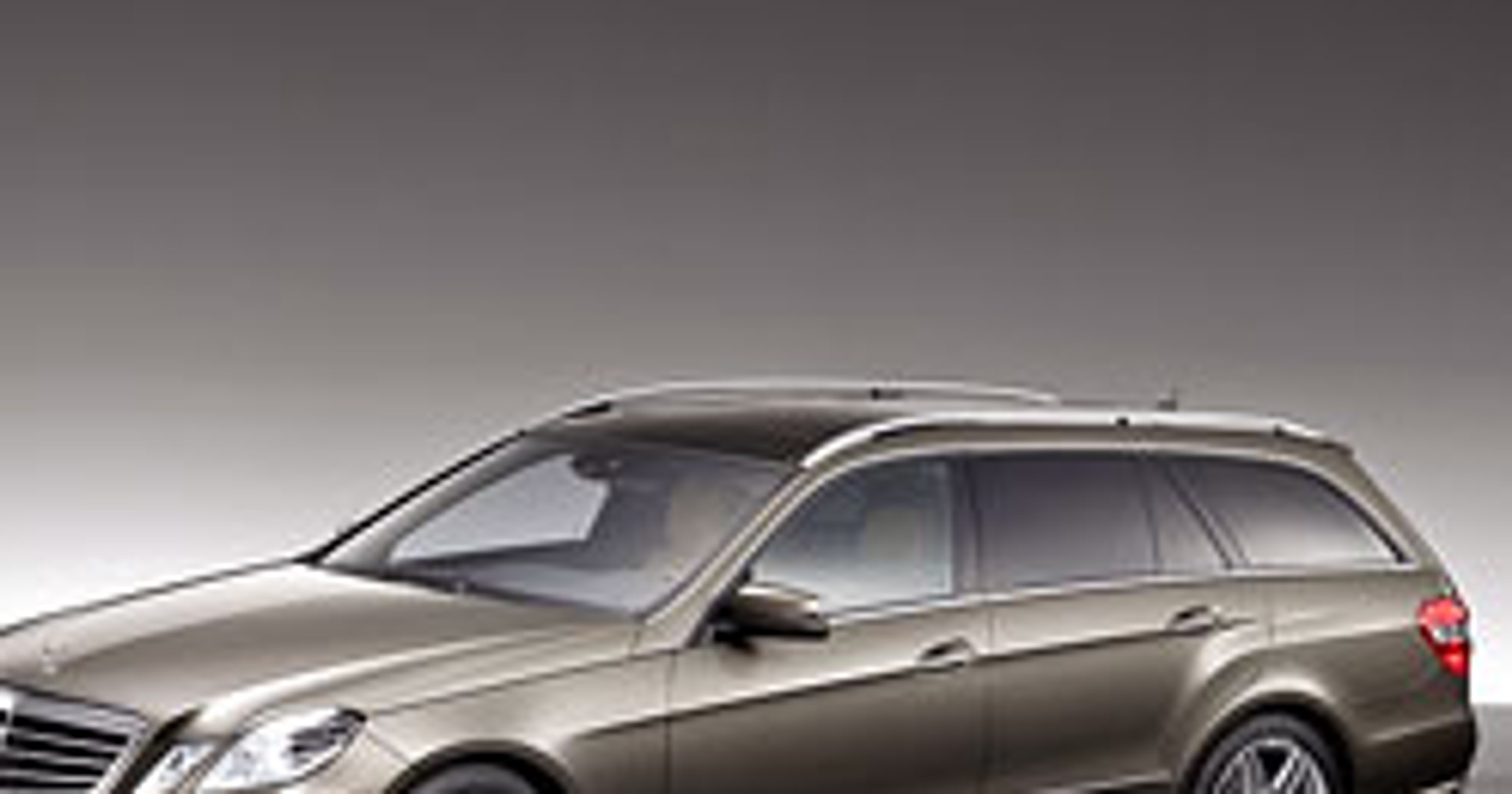 IAA Frankfurt 2009: Mercedes-Benz E-Klasa kombi - nie udało się dotrzymać tajemnicy