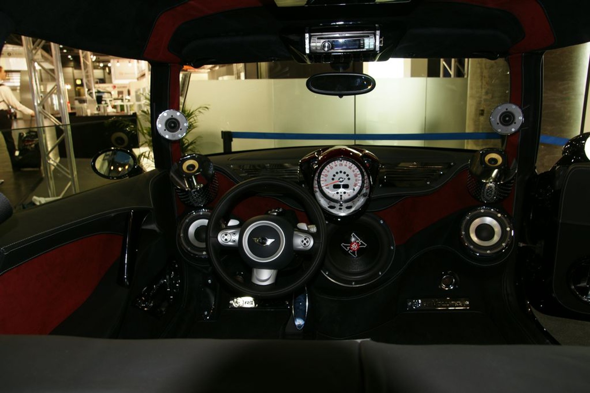 AMICOM 2010: kino, koncert i nawigacja do samochodu (galeria)