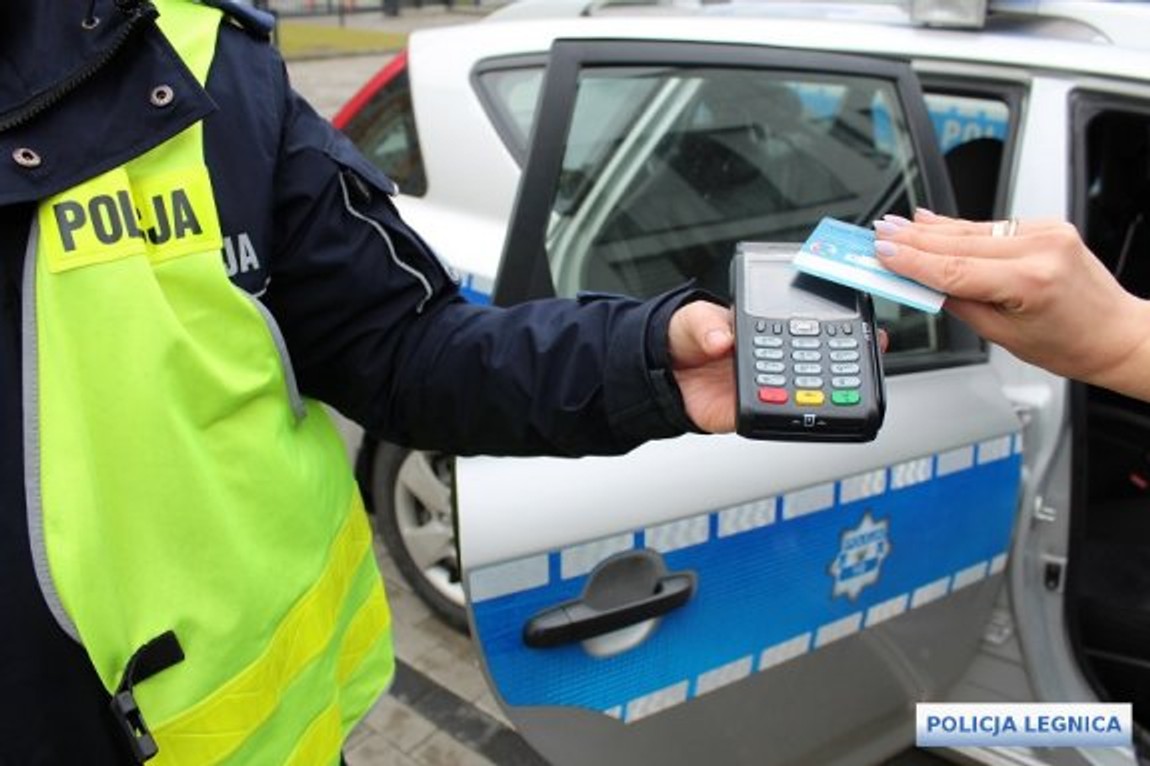 Mandat można opłacić kartą w czasie kontroli