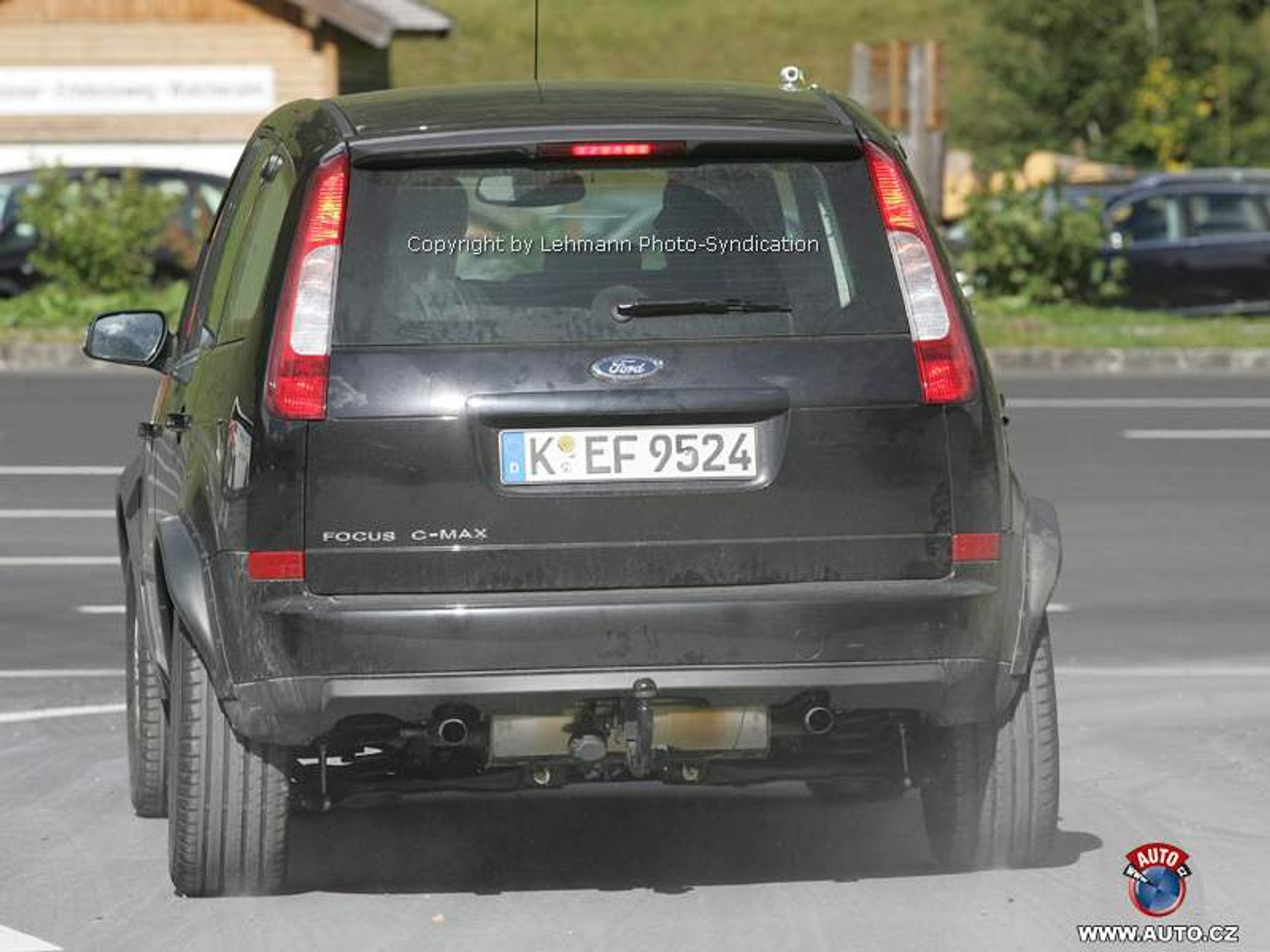 Zdjęcia szpiegowskie: Ford Focus C-MAX z napędem na cztery koła!