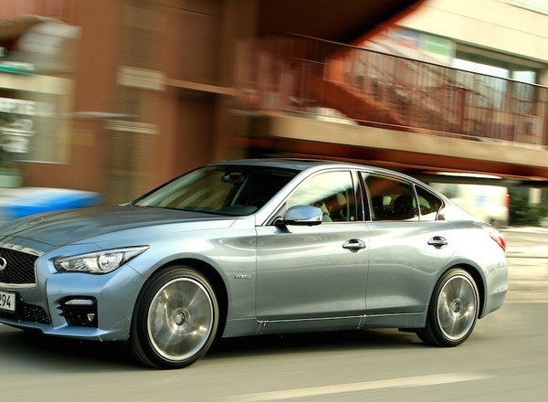 Infiniti Q50S I Kierownica w rękach... elektroniki