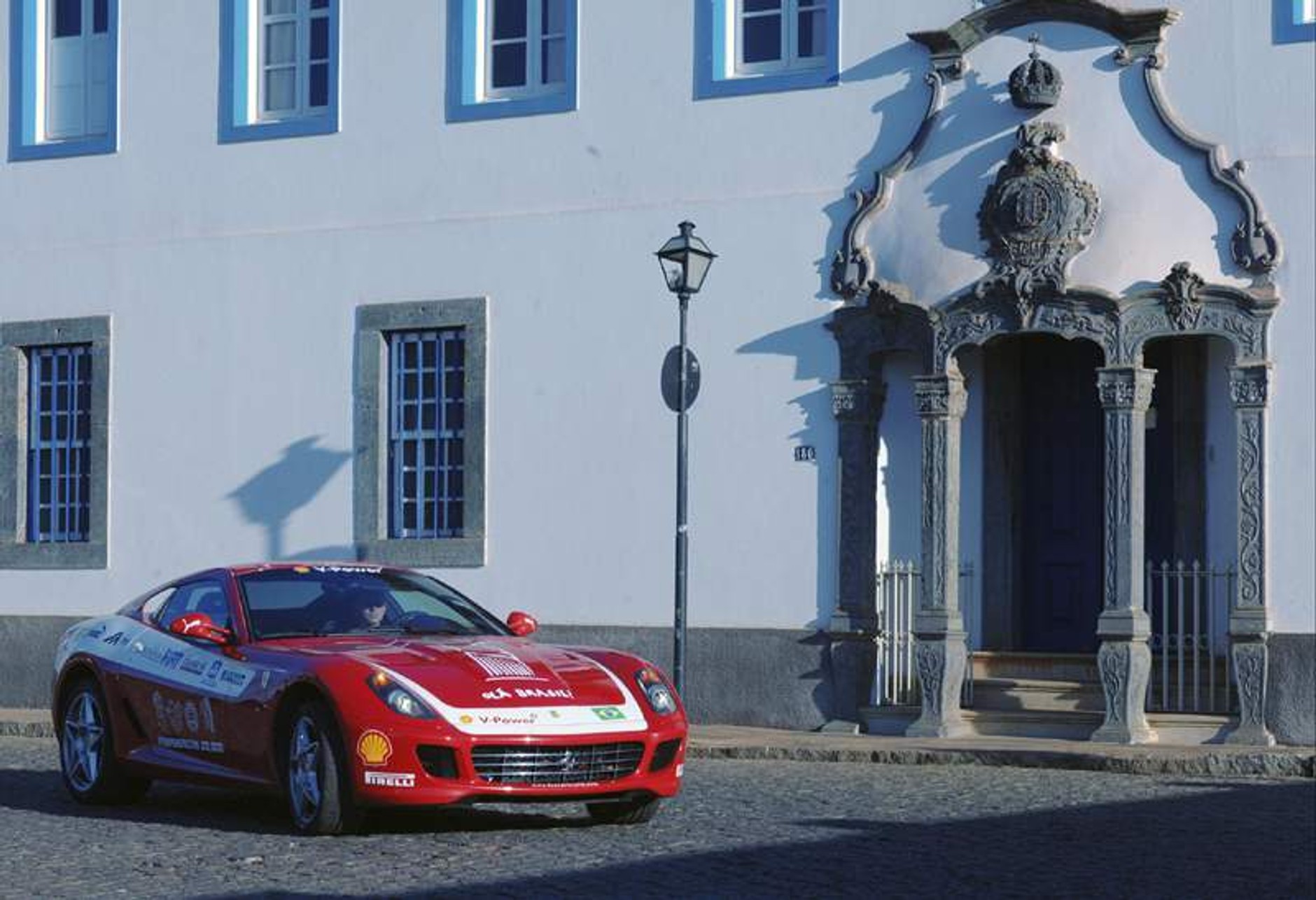 Ferrari 599 GTB Fiorano – 20.000 mil na przełaj Ameryką