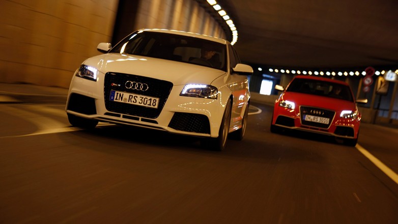 Masz światła do jazdy dziennej? To pamiętaj, że świecą one tylko z przodu samochodu. Nie nadają się do jazdy nawet w mocno zachmurzone dni, a już na pewno nie po zmroku!