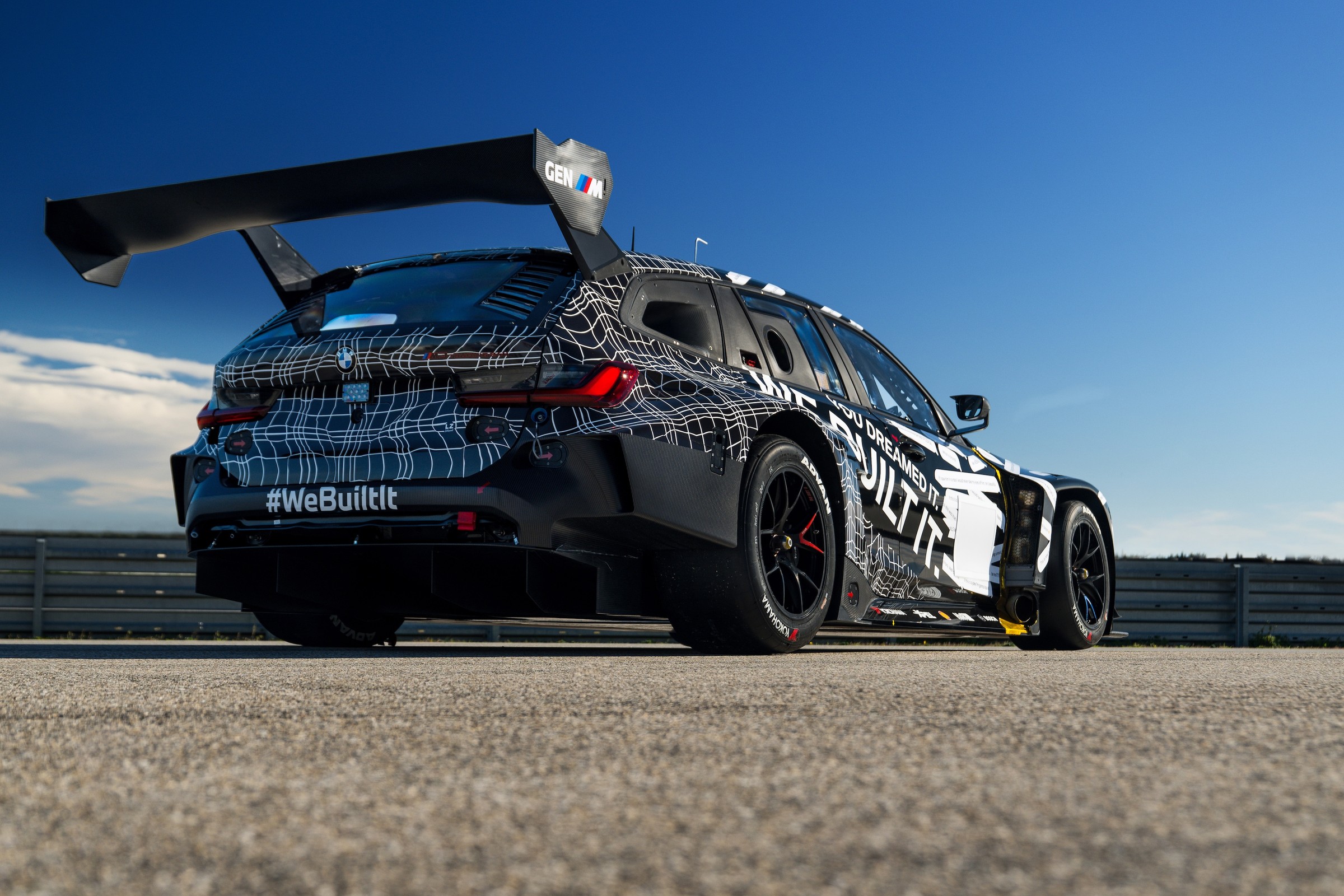 To BMW miało być żartem na prima aprilis. Jednak powstało