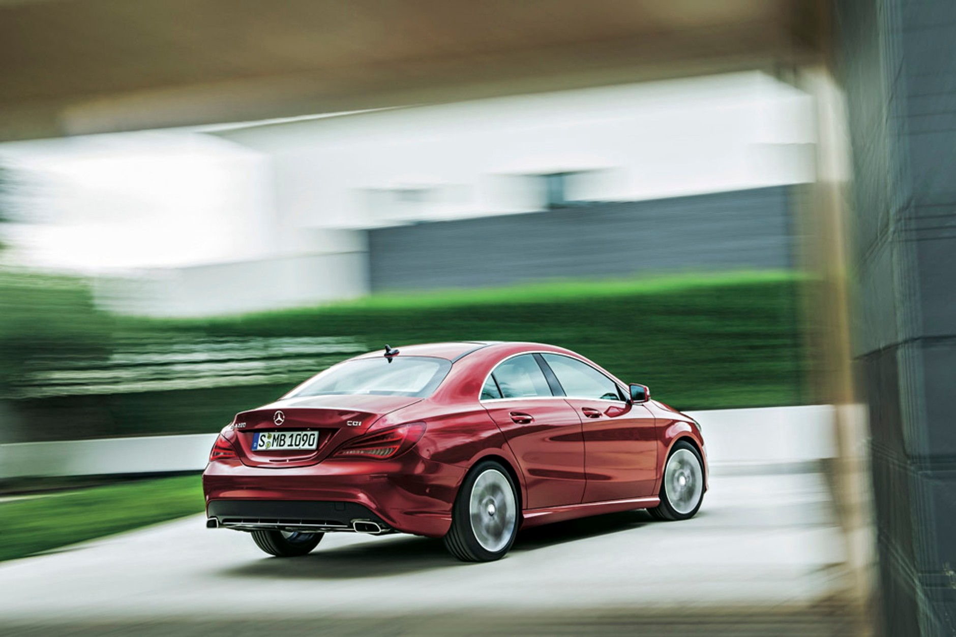 Jak jeździ Mercedes CLA?