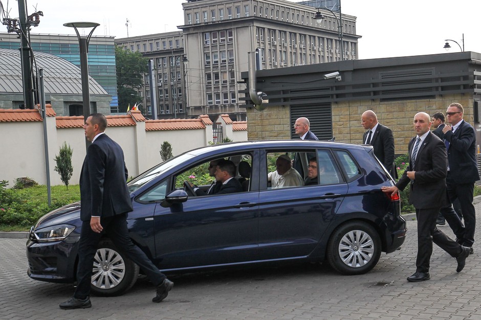 Volkswagen Golf Sportsvan papieża Franciszka