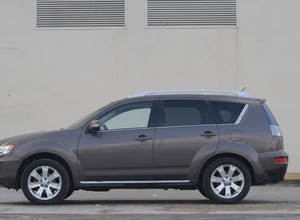 Mitsubishi Outlander: Porządny z niego lider