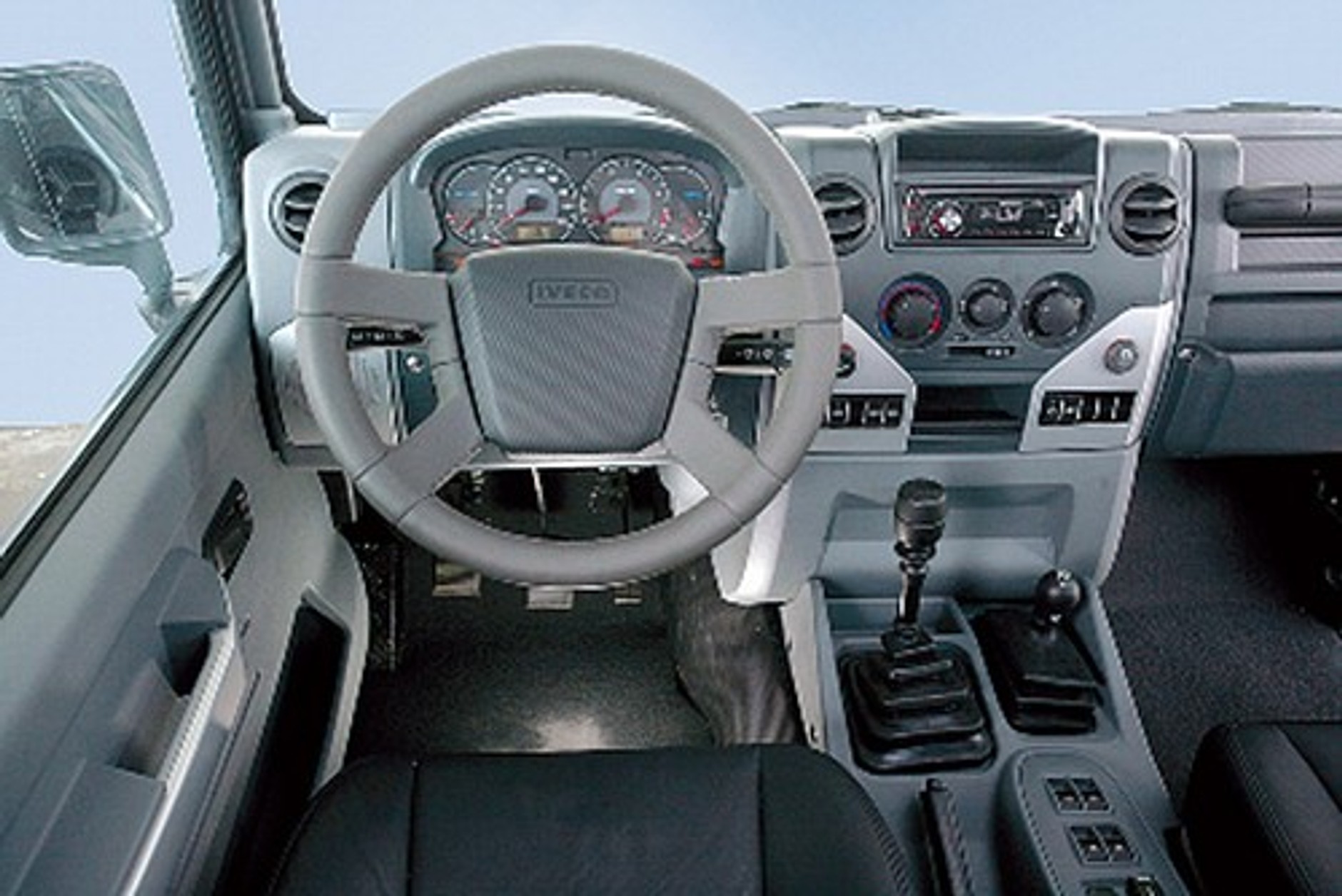 Ekstremaliści - Czyli, Land Rover Defender kontra Iveco Massif