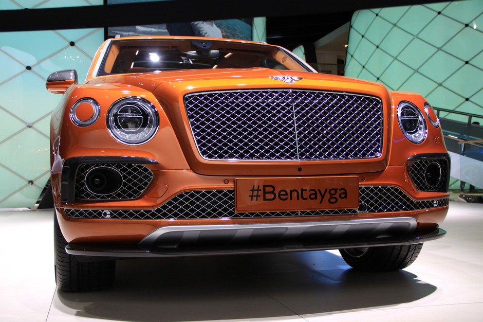 Bentley Bentayga (Frankfurt 2015)