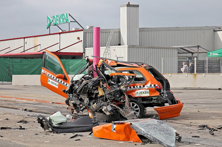 Peugeot 406 Kombi w teście zderzeniowym