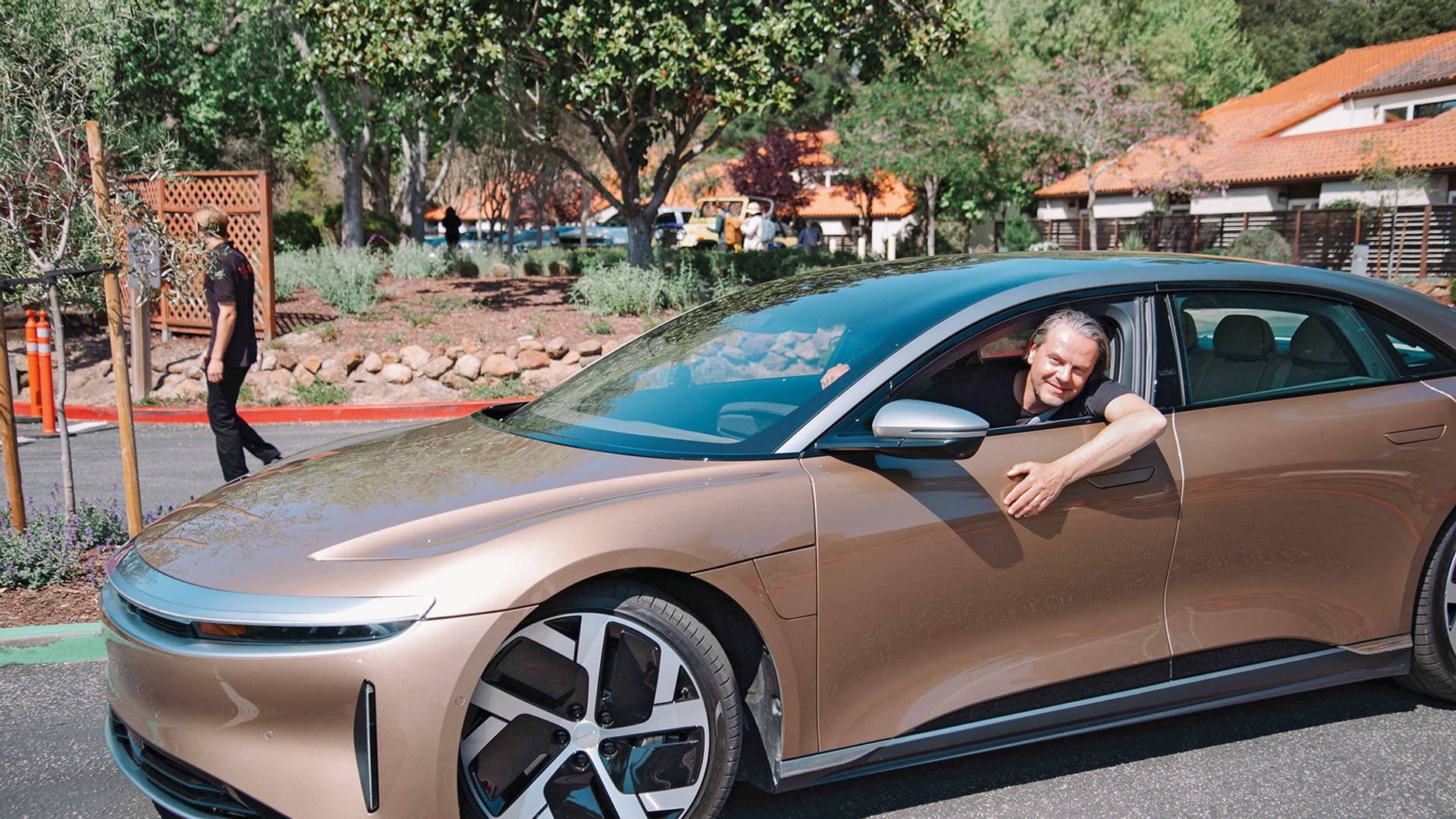 Jazda tym samochodem wywołuje szeroki uśmiech na twarzy