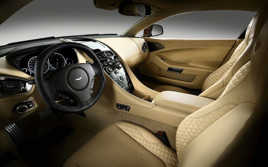 Nowy Aston Martin Vanquish