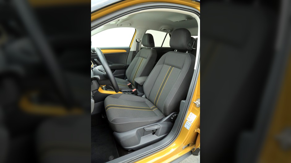 Volkswagen T-Roc 1.5 TSI Advance – alternatywa dla Golfa