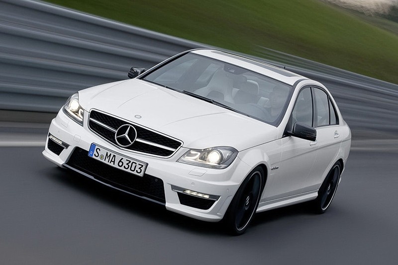 Mercedes C63 AMG daje z siebie jeszcze więcej