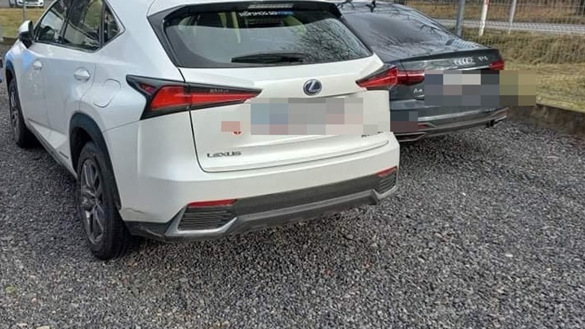 Policjanci odzyskali 18 luksusowych aut