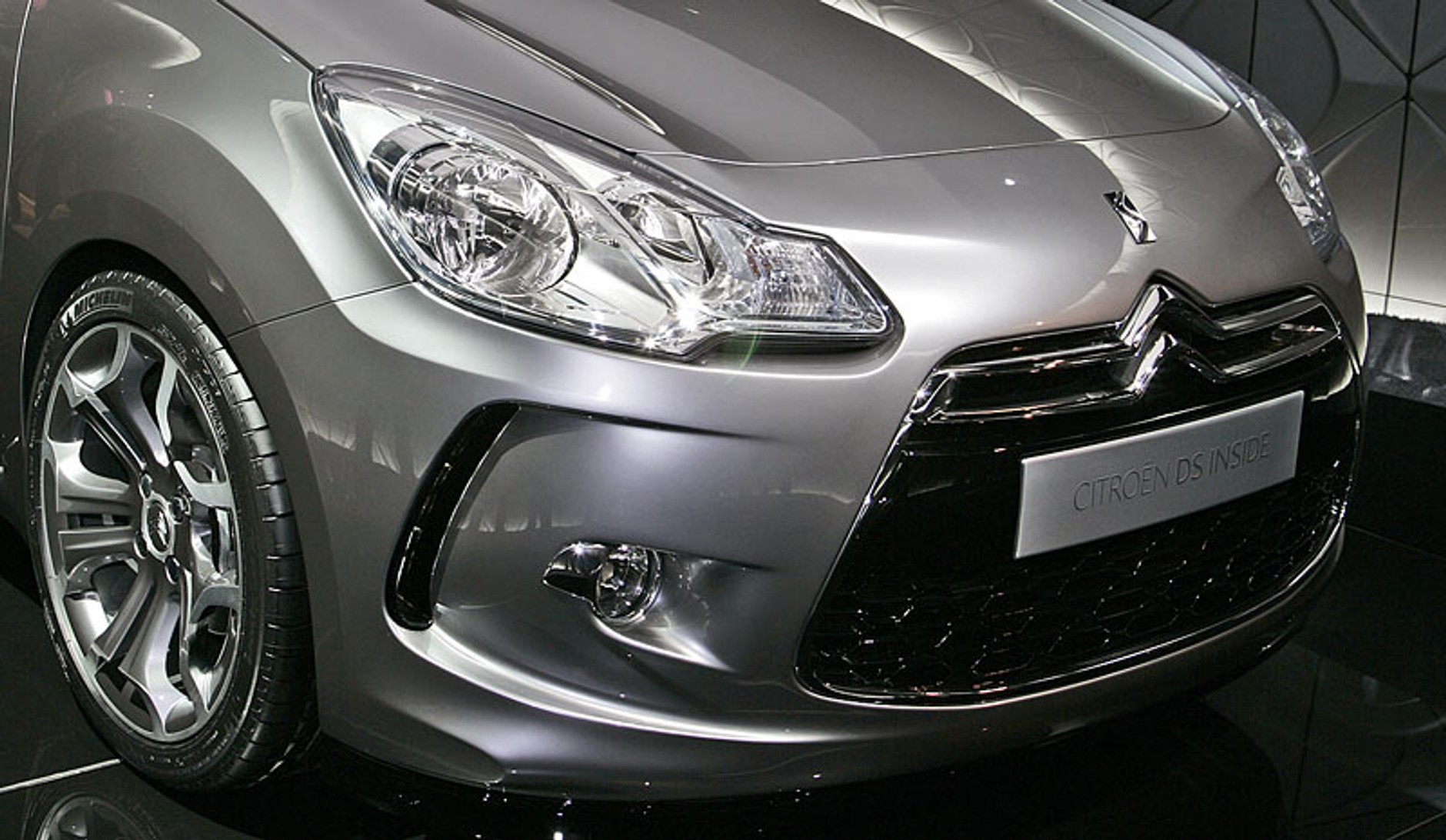 Citroën uruchomił DS Inside w jezyku polskim