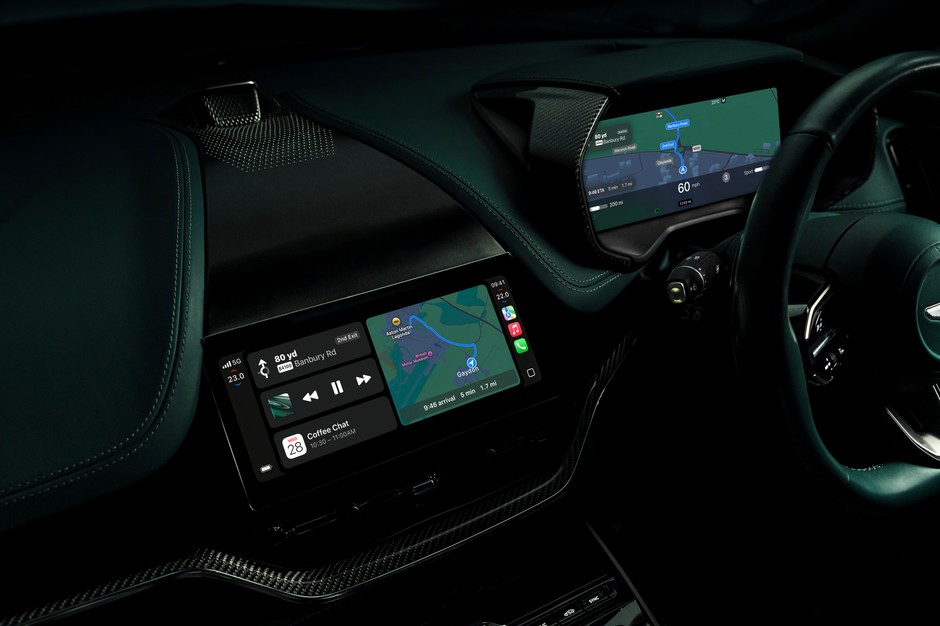 Aston Martin Apple CarPlay Ultra